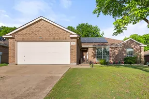 713 Green Acres Ln, Midlothian, TX 76065 - Photo 1