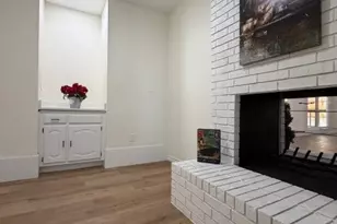 108 Amory Dr, Benbrook, TX 76126 - Photo 4