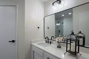 108 Amory Dr, Benbrook, TX 76126 - Photo 20