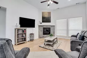 1627 Banded Ledge Dr, Mansfield, TX 76063 - Photo 10