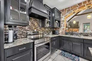 5833 Wall Ave, Haltom City, TX 76117 - Photo 8