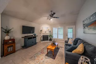 330 Beaumont Dr, Weatherford, TX 76086 - Photo 14