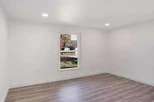 450 Hickory St, Lewisville, TX 75057 - Photo 10