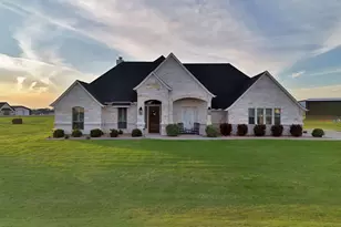 3076 Infinity Dr, Weatherford, TX 76087 - Photo 2