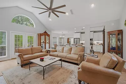 106 Shoshone Drive, Lake Kiowa, TX 76240 - Photo 6