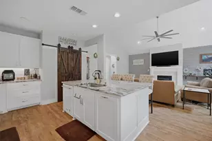 106 Shoshone Dr, Lake Kiowa, TX 76240 - Photo 12