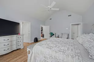 106 Shoshone Dr, Lake Kiowa, TX 76240 - Photo 18