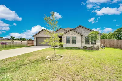 500 Jolie Court, Joshua, TX 76058 - Photo 2