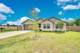 500 Jolie Ct, Joshua, TX 76058 - Photo 2