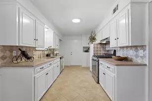 8415 Sweetwater Dr, Dallas, TX 75228 - Photo 20