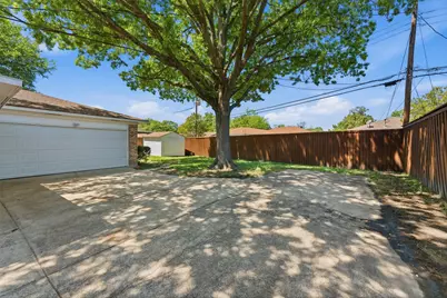 8415 Sweetwater Drive, Dallas, TX 75228 - Photo 26