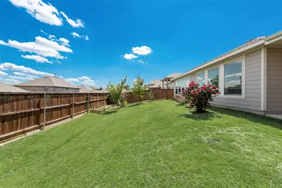 5412 Stonelake Drive, Haltom City, TX 76137 - Photo 32