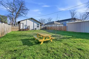 2410 Catherine St, Dallas, TX 75211 - Photo 24