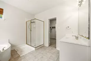 9024 Fox Hollow Tr, Irving, TX 75063 - Photo 16