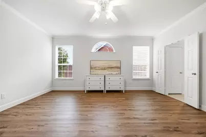 9024 Fox Hollow Trail, Irving, TX 75063 - Photo 14