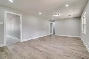 4 Sesame Pl, Mesquite, TX 75149 - Photo 4