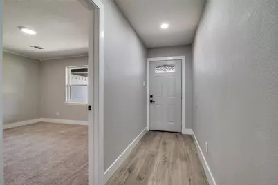 4 Sesame Place, Mesquite, TX 75149 - Photo 2