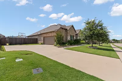 1944 Silver Falls Drive, Burleson, TX 76028 - Photo 2