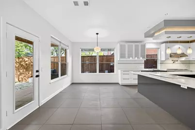 3225 Heatherbrook Drive, Plano, TX 75074 - Photo 10