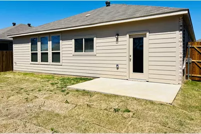 812 Peaceful Brook Drive, Fort Worth, TX 76140 - Photo 18