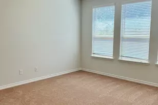 812 Peaceful Brk Dr, Fort Worth, TX 76140 - Photo 10