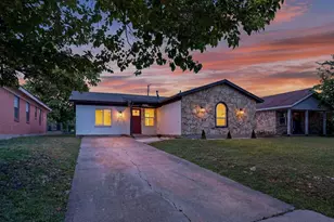 2902 Lulu St, Fort Worth, TX 76106 - Photo 2