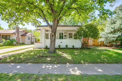 1720 Belle Place, Fort Worth, TX 76107 - Photo 2