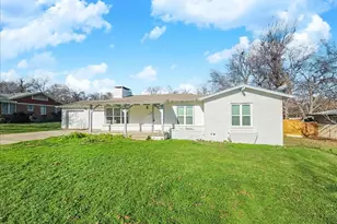 7015 Dover Ln, Richland Hills, TX 76118 - Photo 2