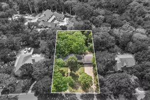 400 Broughton Dr, Woodway, TX 76712 - Photo 2