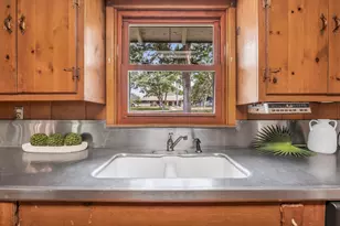 400 Broughton Dr, Woodway, TX 76712 - Photo 12