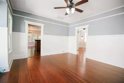 2107 College Avenue, Fort Worth, TX 76110 - Photo 10