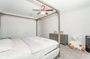 3813 Oldham Rd, Little Elm, TX 75068 - Photo 16