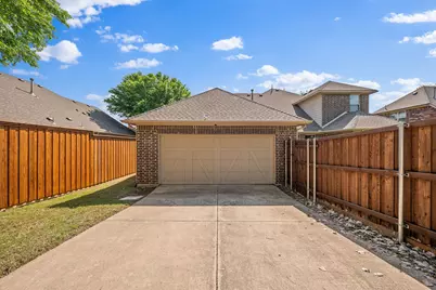 12809 Spring Hill Drive, Frisco, TX 75035 - Photo 8