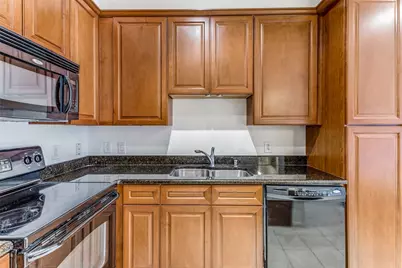 3225 Turtle Creek Boulevard #16, Dallas, TX 75219 - Photo 6