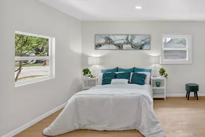 2424 Cloverdale Street, Arlington, TX 76010 - Photo 10