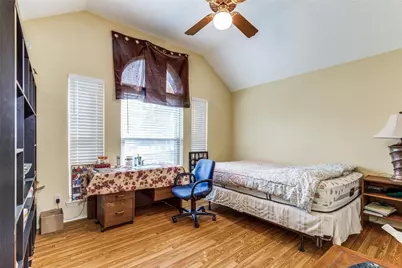 2123 Alto Avenue, Carrollton, TX 75007 - Photo 18