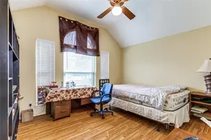 2123 Alto Ave, Carrollton, TX 75007 - Photo 18