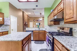 2123 Alto Ave, Carrollton, TX 75007 - Photo 10