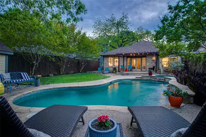 1126 N Windomere Avenue, Dallas, TX 75208 - Photo 2