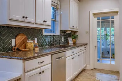 1126 N Windomere Avenue, Dallas, TX 75208 - Photo 18