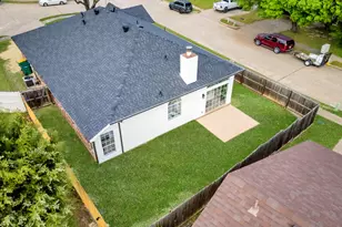 214 Chamblin Ct, Cedar Hill, TX 75104 - Photo 32