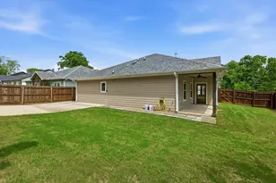 207 Wilson St, Lake Dallas, TX 75065 - Photo 24