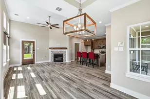 207 Wilson St, Lake Dallas, TX 75065 - Photo 8