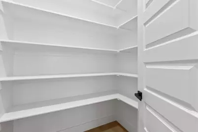 723 W 10th Street #103, Dallas, TX 75208 - Photo 8