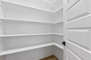 723 W 10th St, Dallas, TX 75208 - Photo 8