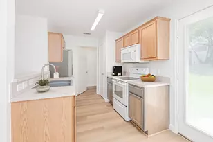 403 Harvard Dr, Princeton, TX 75407 - Photo 8