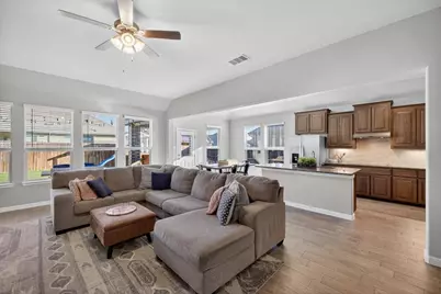 4409 Terraview Drive, Arlington, TX 76001 - Photo 6