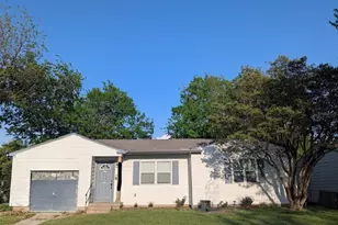 2705 Brockbank Dr, Irving, TX 75062 - Photo 1