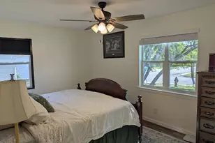 2705 Brockbank Dr, Irving, TX 75062 - Photo 6