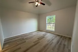 900 Cornfield Dr, Arlington, TX 76017 - Photo 14